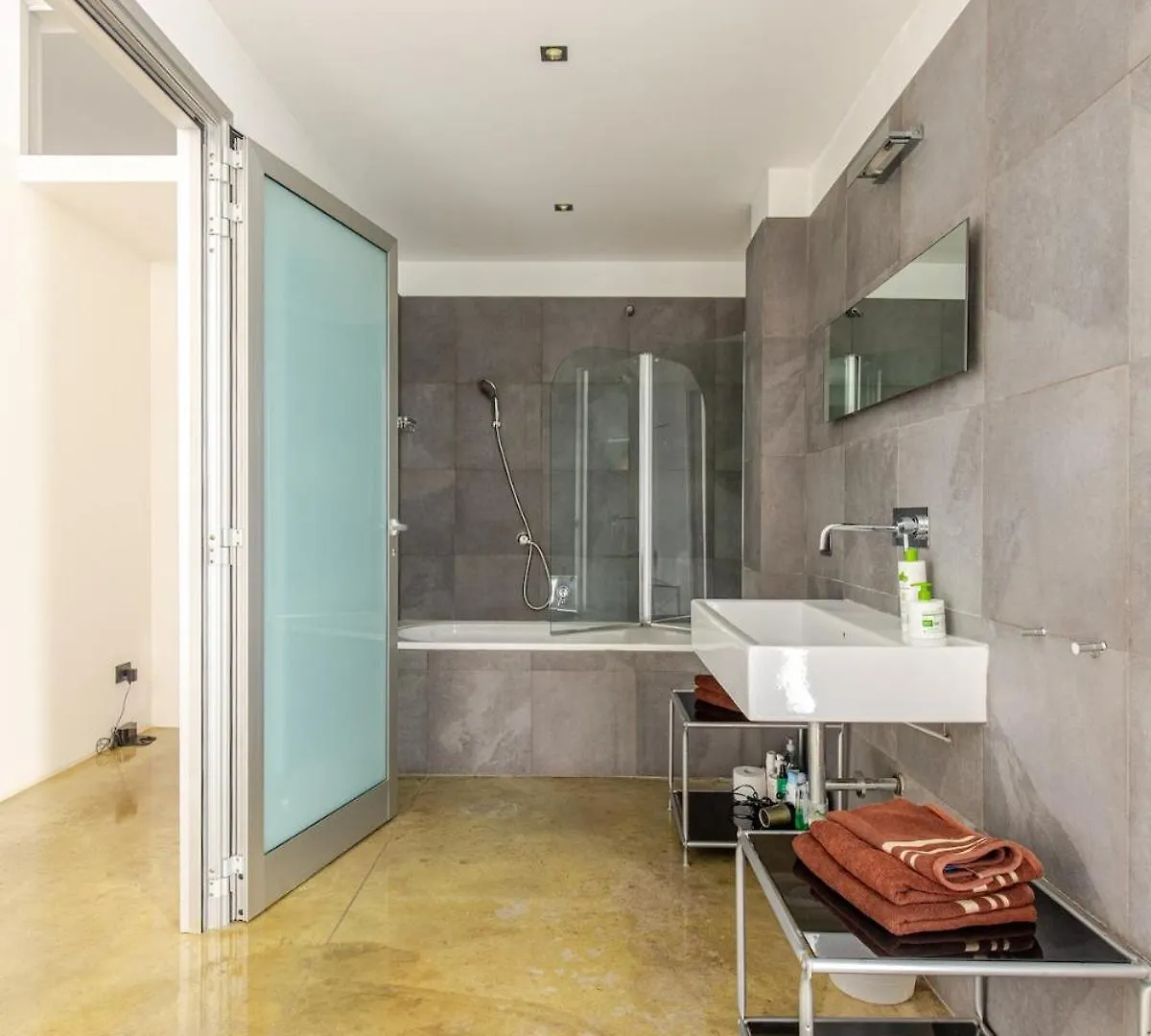 Apartment Tuscany Crossroad Empoli Italy